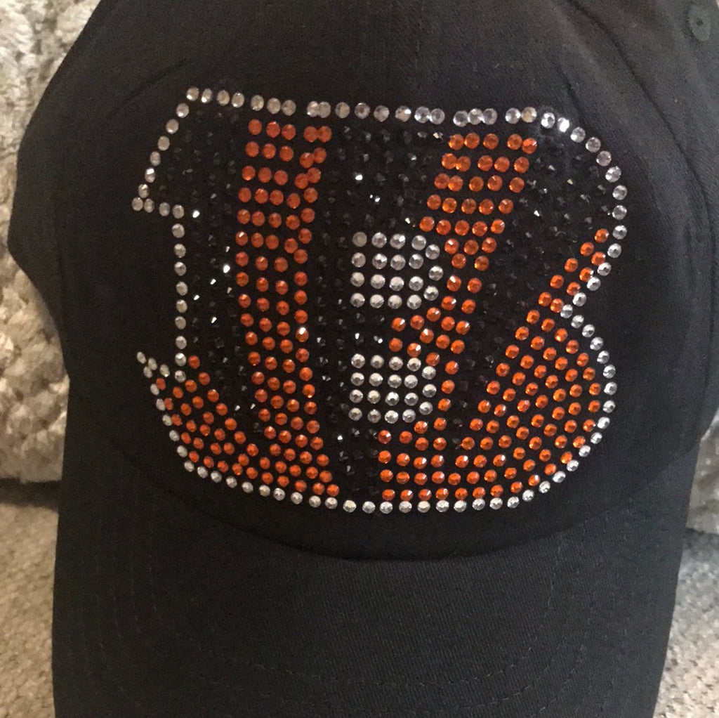 “B” stripe baseball cap